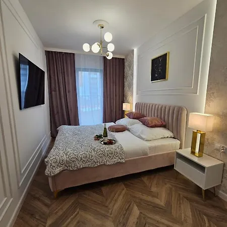 Exclusive Royal Krakow