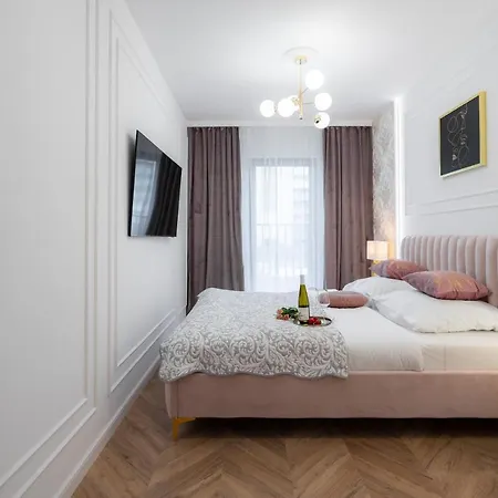 Exclusive Royal Apartment