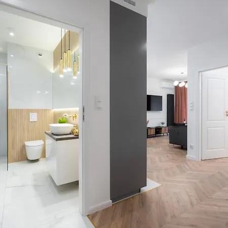 Exclusive Royal Apartment *